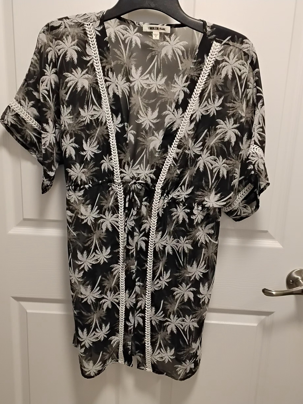 MIKEN Black Palm-Print Short Sleeve Cover UP  Size M